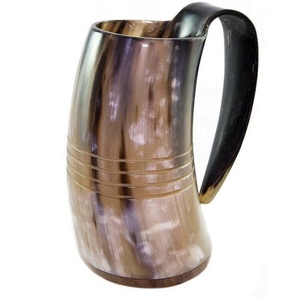 Tasses à bière en corne à boire Viking naturelle finie à la main de meilleure qualité Tasse à corne à boire Viking en agate de qualité supérieure - Product Image 1
