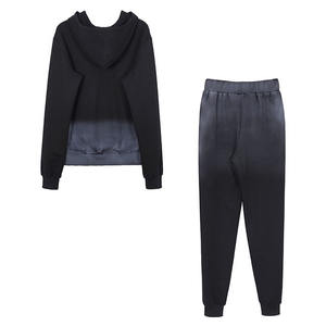 Survêtement d'hiver surdimensionné 2 pièces pour femmes grande taille Full Decorate Rhinestone Hoodies 2-Piece Rhinestone Hoodie Sets - Product Image 6