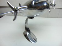 Modèle d'avion vintage Art Déco en aluminium avec hélices, sculpture de table, objet de collection, décoration d'intérieur, artisanat métallique de haute qualité