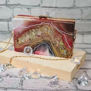 Pochette de luxe en résine brodée à la main SMART LINKED, sac à main de créateur avec fermeture éclair en pierre, logo personnalisable, écologique, été, haute qualité - Product Image 1