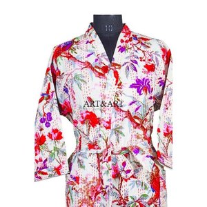 Kimono Robe Vintage Kantha de Qualité Supérieure, Longueur Intégrale, Col en V, Manches 3/4, Imprimé Floral, 100% Coton Doux, Festival Culturel Japonais - Product Image 3