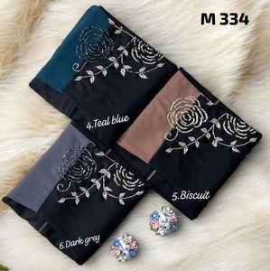 Femmes élégant modeste belle Rose brodé à la main Abayas respirant formel robes traditionnelles travail manuel vêtements musulmans - Product Image 3