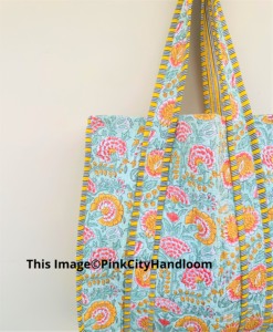 Venta al por mayor Lote de bolsos de mano Hombro Compras Bolsa de equipaje para mujeres Algodón Handblock Impreso Totes Bolso acolchado hecho a mano - Product Image 2