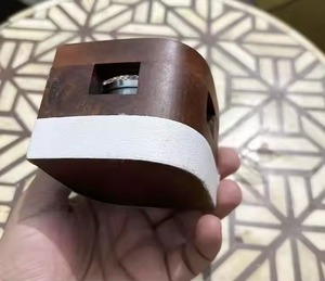 Porte-encens religieux en bois écologique de luxe avec sculpture artistique Texture de bois naturel pour la maison Temple prix de gros - Product Image 5