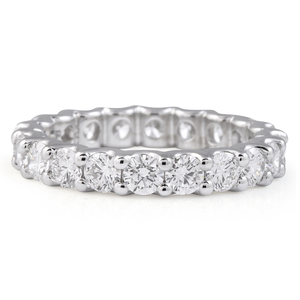 แหวนเพชรทรงกลม 2 กะรัต รูปตัวยู ดีไซน์แบบ Eternity Band แหวนเพชรพรีเมียม - Product Image 1