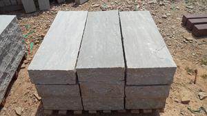 Pierres décoratives Kandla Grès gris indien Durable Paysage extérieur Pierres de bordure Cours Voies Yards Finition naturelle - Product Image 5