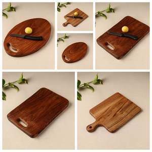Planche à découper rectangulaire en bois pour la cuisine - Product Image 1