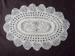 HAND MADE CROCHET ROUND <b>PLACEMATS</b> <b>WHITE</b> COLOUR CUSTOMISED COLOURS SIZES TO USE IN HOME HOTEL RESTAURANT WEDDING PARTIES - Product Image 5