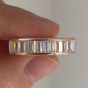 Bague de fiançailles éternelle en diamant de laboratoire taille baguette 10,50 mm blanc/E fantaisie, certifiée IGI VS1, plaquée or rose 14K pour femme - Product Image 1