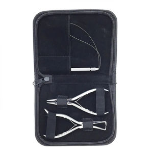 Ensemble professionnel de pinces à extensions de cheveux en acier inoxydable 4 pièces avec pince et pochette pour usage commercial - Product Image 5