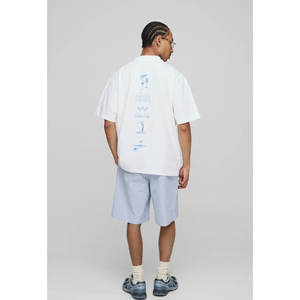 Camiseta de algodón personalizada de alta calidad para hombres con su marca de impresión gráfica al por mayor Top casual de manga corta - Product Image 2