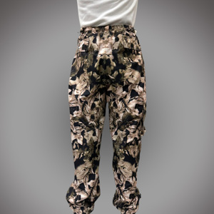 Pantalon de ski baggy coupe-vent OEM pour homme avec design camouflage sublimé personnalisé combinaison de neige avec poche cargo et fermeture à glissière imperméable - Product Image 6