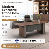 Bureau de direction moderne en bois grainé, table rectangulaire pour PDG et managers avec gestion des câbles, fabrication OEM ODM