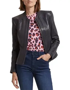 Veste d'hiver en cuir Veste à broderie recadrée pour femmes Vestes en cuir PU avec logo personnalisé pour dames - Product Image 3