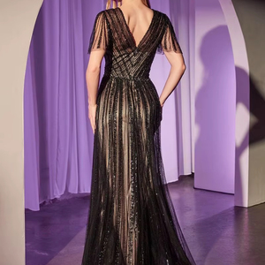 Robe de soirée en satin ornée, style romantique, imprimé plissé en tulle, motifs linéaires perlés complexes - Product Image 1