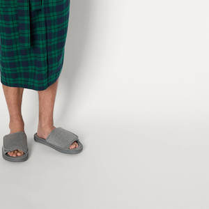 Matériaux de haute qualité Logo personnalisé Pantoufles de luxe personnalisées pour la maison Pantoufles jetables unisexes pour hôtel - Product Image 5