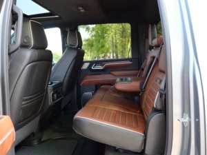 GM_C Sierra 3500HD Denali Ultimate d'occasion propre 2026 - Product Image 6