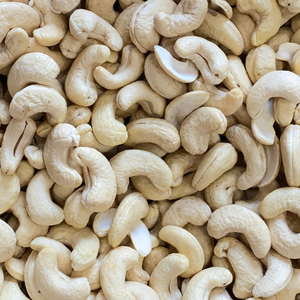 HACCP Certificate Cashew W240 Cashew Nuts Customized Packing Free Print Logo From Santigo - Product Image 1