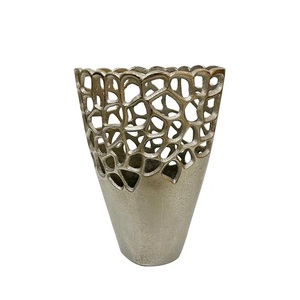 Modern <b>Unique</b> Custom Size Logo Metal Aluminum Flower <b>Vase</b> New Arrival Home Decorative Accessories for Wedding Decoration - Product Image 5