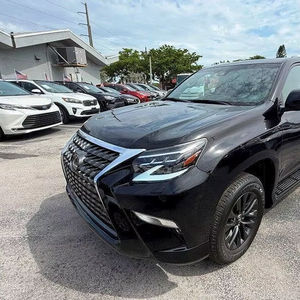 Lexus GX 2023 460 UTILISÉ EN BON ÉTAT - Product Image 1