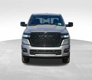 4WD แค็บลูกเรือฮอร์นใช้ครั้งใหญ่1500 2025แรม - Product Image 1