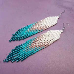 ต่างหูลูกปัดแก้วดีไซน์ทันสมัยประดับด้วยเทอร์ควอยซ์และพู่ห้อยระย้า ของขวัญเครื่องประดับสุดพิเศษจาก MS Handicraft - Product Image 1