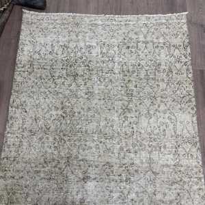 Alfombra de 3.4x7 pies, Alfombra Turca Vintage, Alfombra de Lana Gris Blanca Estilo Suroeste - Product Image 4