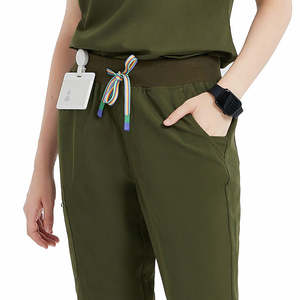 Conception à la mode trois poches gommage haut uniforme uniformes dentaires gommage hommes gommage ensembles uniforme - Product Image 2