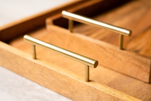 Ensemble de plateaux de service rectangulaires en bois de luxe avec poignées en laiton, plateaux décoratifs empilables pour la maison, la cuisine, l'hôtel, les cadeaux - Product Image 3