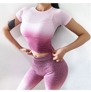 Top tendance, vente chaude, haut de sport respirant et écologique à manches courtes, haut court, débardeur de sport pour femmes, logo sur le devant, 100% - Product Image 1