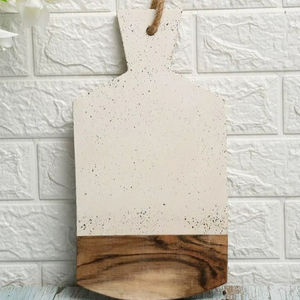 Planche à découper en bois d'acacia, planche à découper de cuisine, peut couper la viande, les fruits et les légumes, fabriquée à la main en Inde - Product Image 1