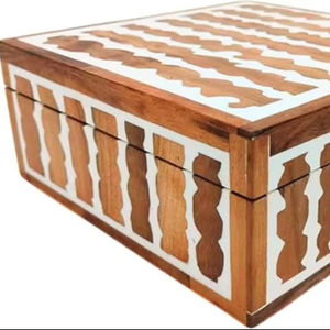 Boîte à bijoux en incrustation d'os de conception créative, forme rectangulaire carrée, fabrication indienne HF, artisanat, accessoires de bijoux de qualité standard - Product Image 1