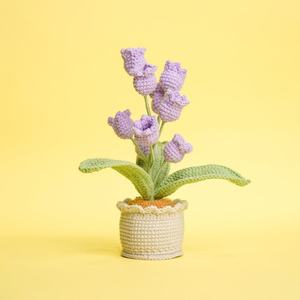 Plante en pot tricotée à la main, motif Muguet multi-têtes, style crochet, pour décoration intérieure 2024, cadeau créatif pour les enseignants et les fêtes - Product Image 2