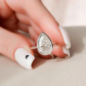 Anillo de Diamantes de Plata 925 de Diseño Personalizado de Alta Demanda para Aniversario y Regalo Especial Disponible a un Precio Accesible - Product Image 6