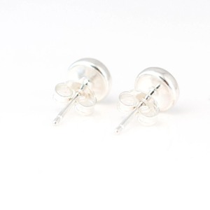 Boucles d'oreilles clous rondes en opale verte, simples, minimalistes, en argent sterling 925 véritable, pierre de naissance d'octobre, bijoux d'anniversaire - Product Image 2