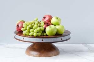 Meilleures ventes de supports à gâteaux ronds en bois faits à la main avec socle pour la présentation de tartes, de desserts et de pâtisseries - Product Image 5