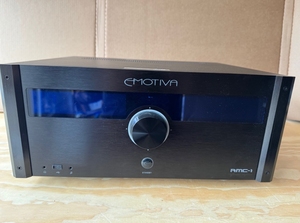 โปรเซสเซอร์ภาพยนตร์ Emotiva Audio RMC-1 16 แชนแนล รุ่นใหม่ล่าสุด คุณภาพเยี่ยม ออกแบบมาอย่างดี พร้อมระบบ Atmos & DTS-X ขายดีที่สุด - Product Image 1