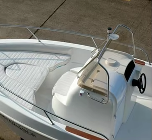 เรือยอชท์ตกปลาไฟเบอร์กลาส UBI 65 รุ่นปรับแต่งพิเศษ 6.25 เมตร สำหรับนักตกปลาอาชีพ พร้อมเครื่องยนต์ติดท้ายเรือ รองรับผู้โดยสาร 5 คน - Product Image 3