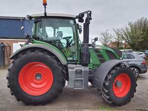 Tractor de ruedas usado B5000DT FENDT 4x4 30-180hp 4wd Fendt Farm Tractor 1400HP Fendt Farm Tractor para agricultura - Product Image 5