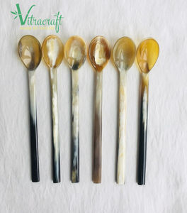 Cuillère en corne faite à la main, cuillère en corne à long manche. Cuillères de l'artisanat vietnamien, ustensiles de cuisine exquis en corne de buffle faits à la main du Vietnam - Product Image 5