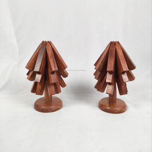 Ensemble de dessous-de-plat en bois, écologiques, modernes, résistants à la chaleur, sous-verres, plaques chauffantes, pots, design unique, améliorez votre décoration de cuisine - Product Image 1