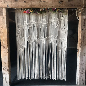 Telón de Fondo y Decoración de Pared de Macramé con Hojas Hechas a Mano, Arco de Macramé Elegante y Decoración para Puerta para Bodas - Product Image 1