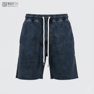 Shorts en toile décontractés pour hommes avec cordon de serrage Logo personnalisé Séchage rapide Vintage Distressed Acid Washed Shorts d'été - Product Image 1