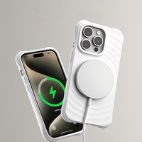 Coque de téléphone de luxe antichoc en TPU magnétique ultra-mince avec motif vague 3D en relief pour iPhone 16 Pro Max, 16 Plus, 15, 14, 13
