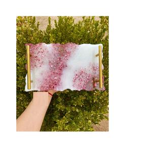 Plateau en résine avec motif floral naturel conçu pour offrir un centre de table de décoration de mariage ou un usage quotidien - Product Image 1