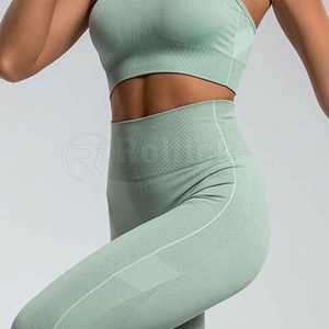 Conjunto de yoga sin costuras de alta calidad para mujer, 2 piezas, ropa deportiva para gimnasio, conjunto de yoga. - Product Image 3