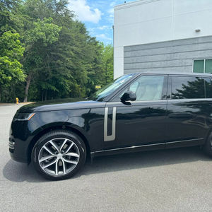 Sedán SE P400 LWB 2024 Usado, 5 Asientos, Transmisión Automática de 6 Velocidades, Techo Panorámico, Cuero Oscuro - Product Image 1