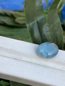 Amazing Natural 10.15 Carat Aigue-Marine Gemstone Top Color Ovale Forme Cabochon Blanc Bleu Bon Lustre Loose Bead Necklace Making - Product Image 3