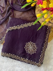 Sari Indio de Seda Suave Tradicional, Exclusivo y de Última Moda, para Bodas, Fiestas y Festivales, para Mujeres y Niñas - Product Image 3