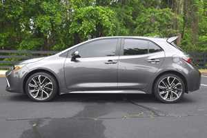 Corolla Hatchback XSE 2022 d'occasion en excellent état - Product Image 2